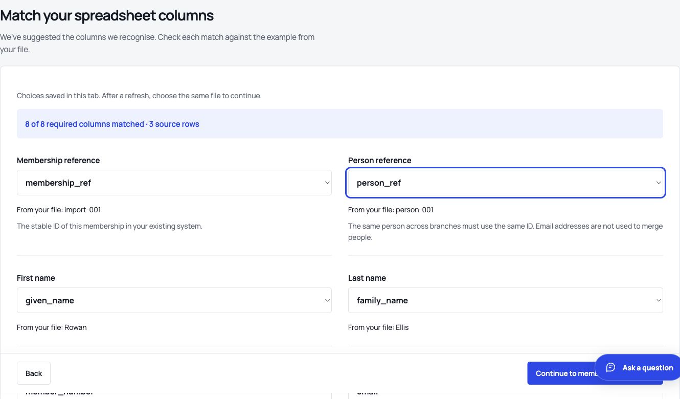 VeritableRoll import screen matching spreadsheet columns to register fields using fictional member records